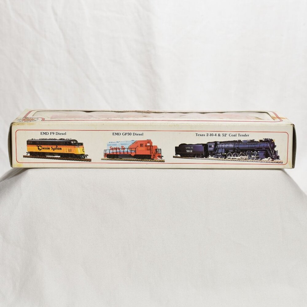 Bachmann HO Scale Southern Pacific 40' Boxcar SP 51187 Red Model Train - Picture 4 of 6